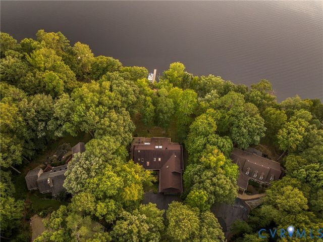 13714 Winterberry Rdg, Midlothian, VA 23112