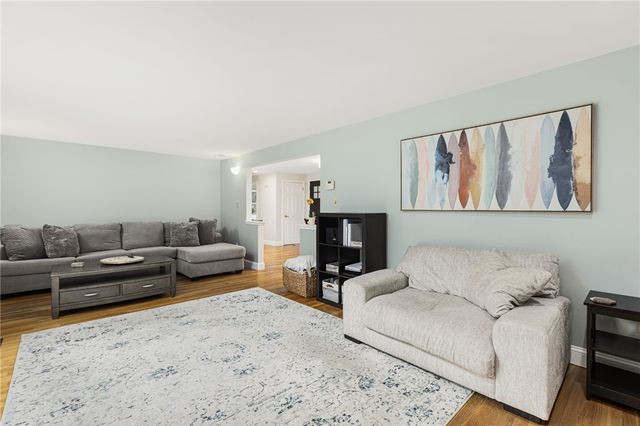 7 Jencks Road, Cumberland, RI 02864