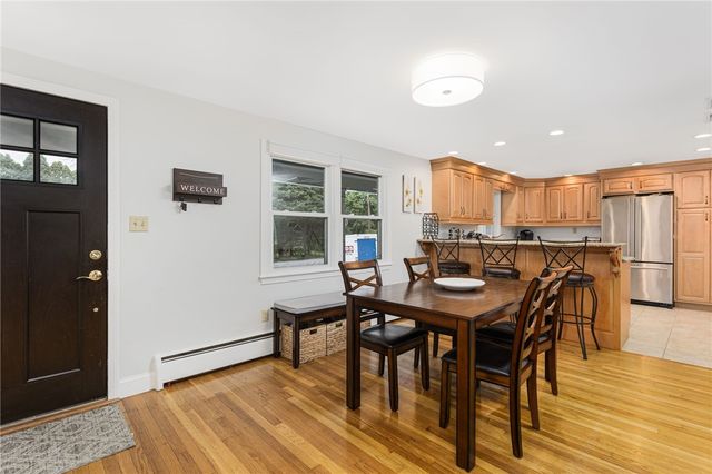 7 Jencks Road, Cumberland, RI 02864