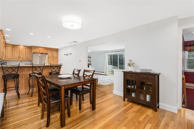 7 Jencks Road, Cumberland, RI 02864
