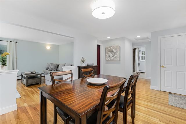 7 Jencks Road, Cumberland, RI 02864