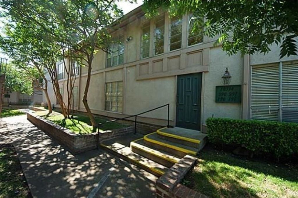 10594 High Hollows Drive 290, Dallas, TX 75230