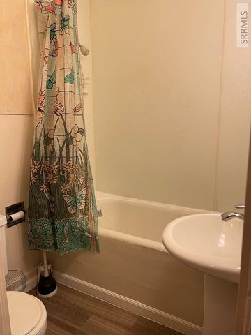 1220 S Boulevard, Idaho Falls, ID 83402