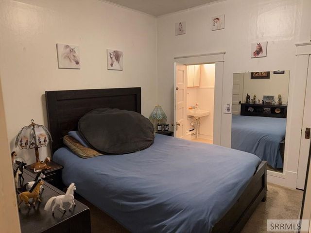 1220 S Boulevard, Idaho Falls, ID 83402