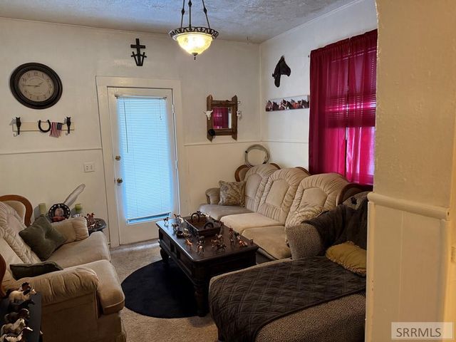 1220 S Boulevard, Idaho Falls, ID 83402