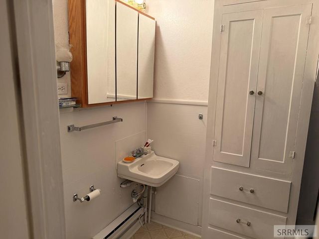 1220 S Boulevard, Idaho Falls, ID 83402