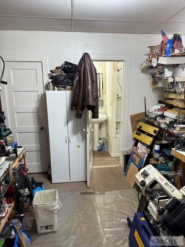 1220 S Boulevard, Idaho Falls, ID 83402