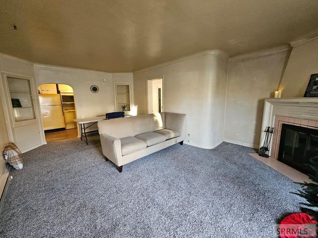 1220 S Boulevard, Idaho Falls, ID 83402