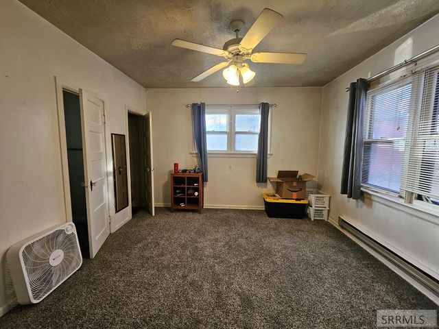 1220 S Boulevard, Idaho Falls, ID 83402