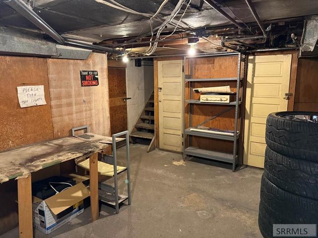 1220 S Boulevard, Idaho Falls, ID 83402