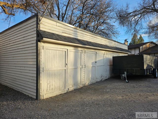 1220 S Boulevard, Idaho Falls, ID 83402