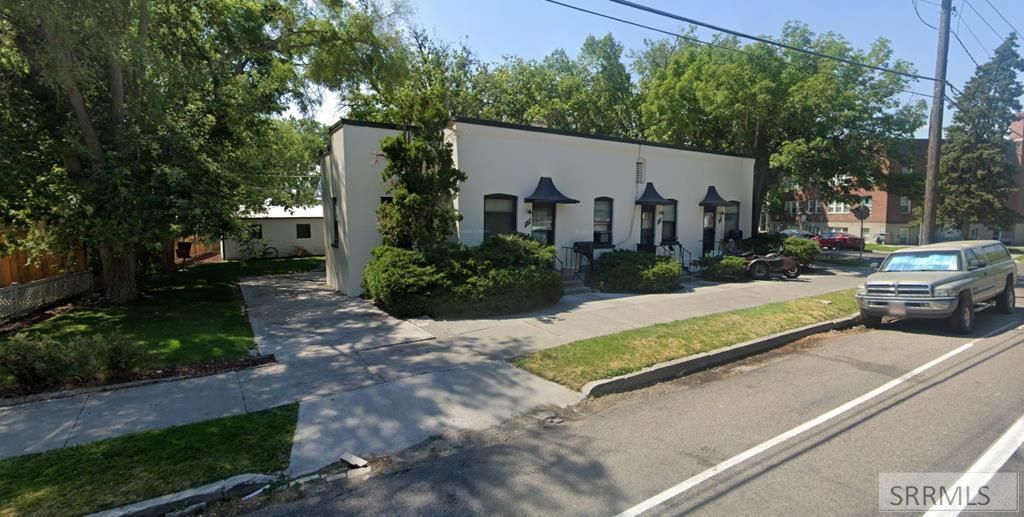 1220 S Boulevard, Idaho Falls, ID 83402