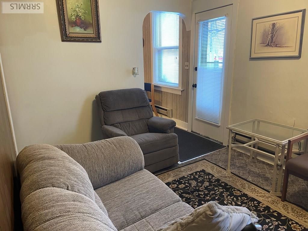 Image 12 of property listing at 1220 S Boulevard, Idaho Falls, ID 83402
