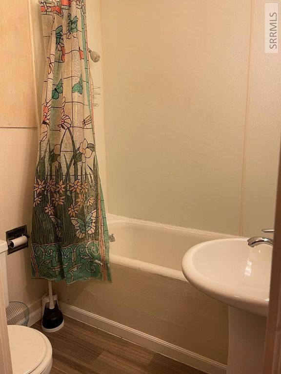 Image 14 of property listing at 1220 S Boulevard, Idaho Falls, ID 83402
