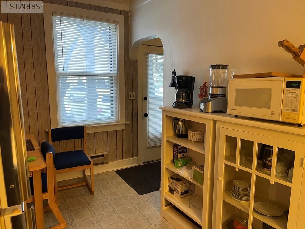 Image 16 of property listing at 1220 S Boulevard, Idaho Falls, ID 83402