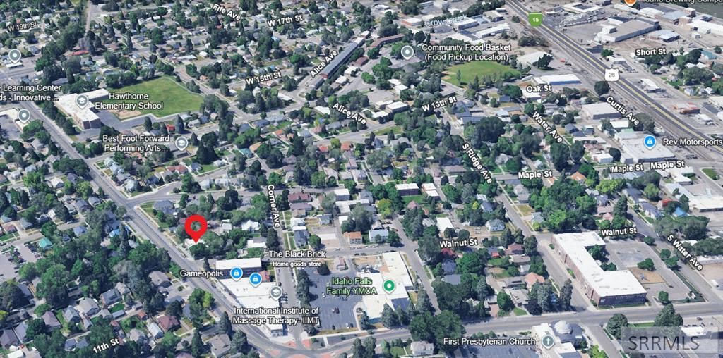 Image 6 of property listing at 1220 S Boulevard, Idaho Falls, ID 83402