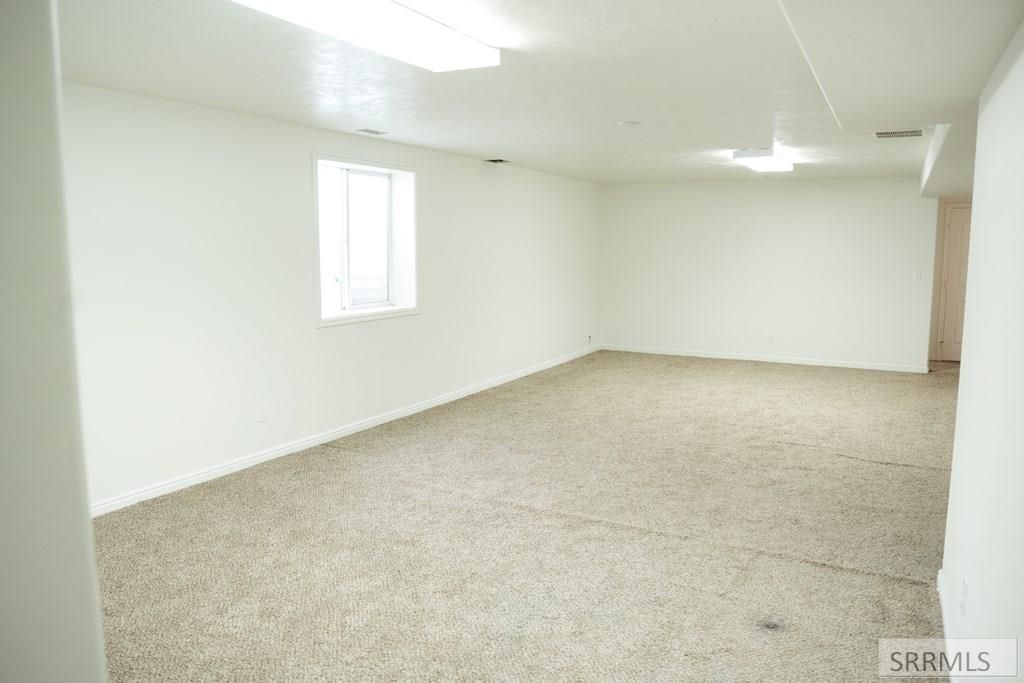 Image 6 of property listing at 580 Cook Street, Rexburg, ID 83440