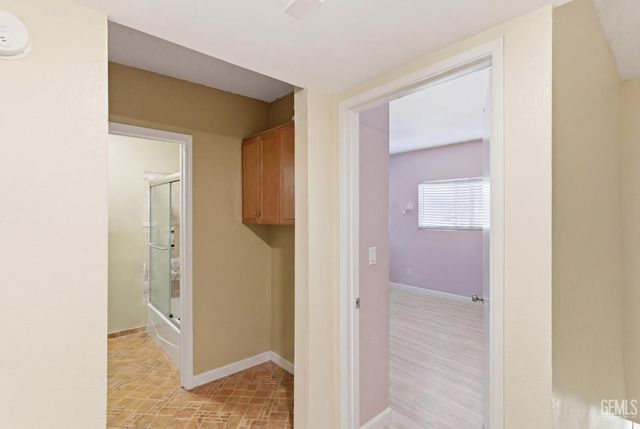 9051 Cedros Avenue 8, Los Angeles, CA 91402