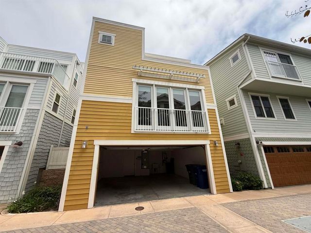 7720 Ivanhoe Avenue, La Jolla, CA 92037