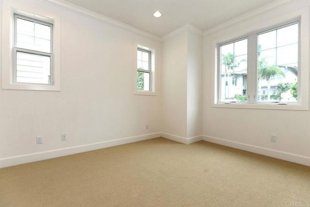 7720 Ivanhoe Avenue, La Jolla, CA 92037