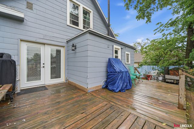 1325 N 21 Street, Lincoln, NE 68503