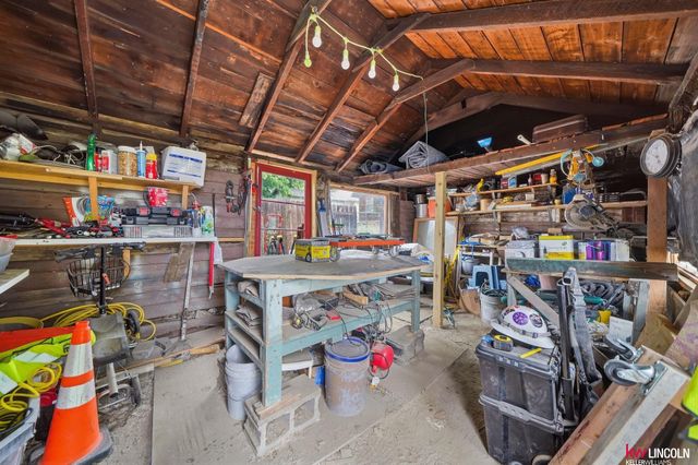 1325 N 21 Street, Lincoln, NE 68503