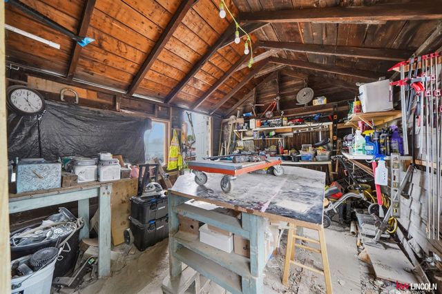 1325 N 21 Street, Lincoln, NE 68503