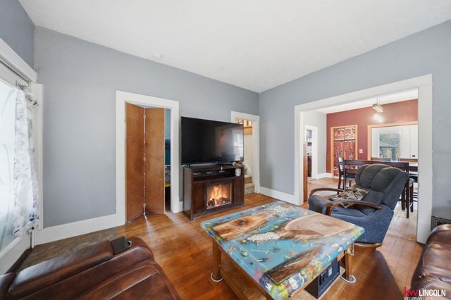 1325 N 21 Street, Lincoln, NE 68503