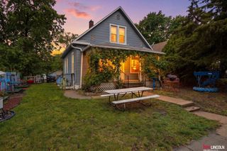 1325 N 21 Street, Lincoln, NE 68503