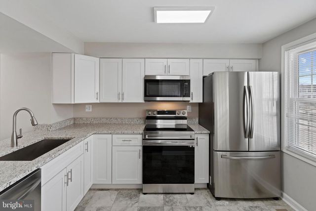 5975 ROWANBERRY DR, Elkridge, MD 21075