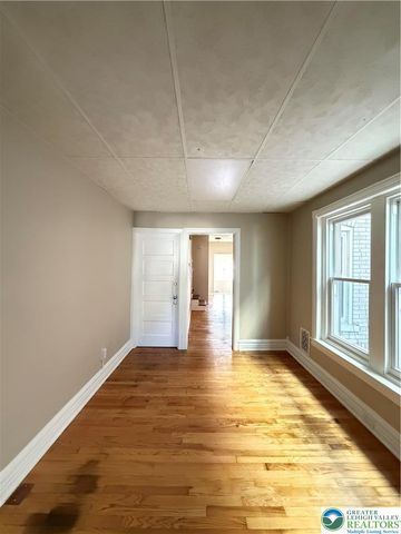 230 East Fairview Street, Allentown City, PA 18109