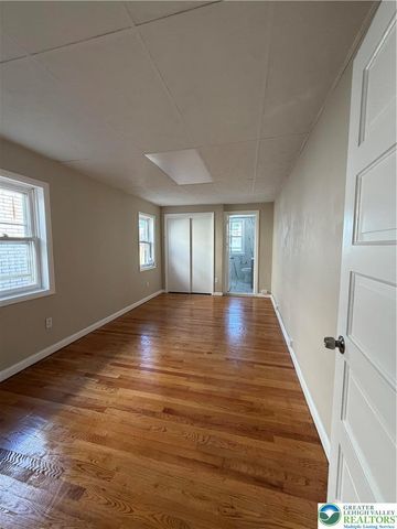 230 East Fairview Street, Allentown City, PA 18109