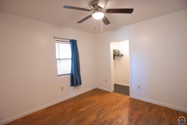 1106 NW Jackson ST, Topeka, KS 66608