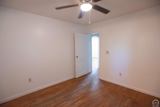 1106 NW Jackson ST, Topeka, KS 66608