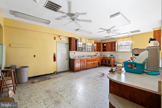 201 BROAD ST, Florence, NJ 08518