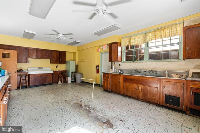 201 BROAD ST, Florence, NJ 08518