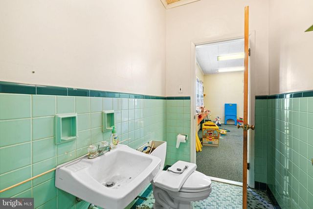 201 BROAD ST, Florence, NJ 08518