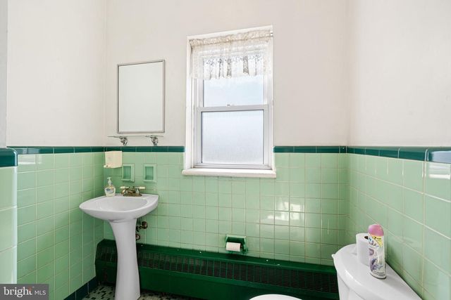 201 BROAD ST, Florence, NJ 08518