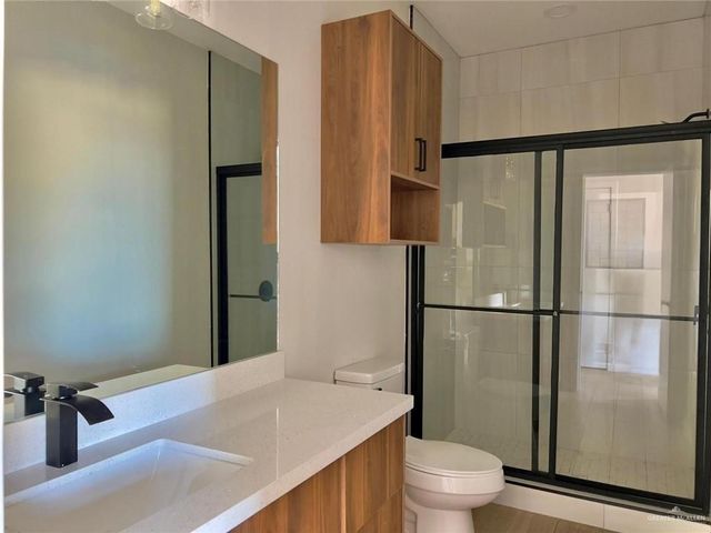 1410 S Michigan Street 4, Mission, TX 78573