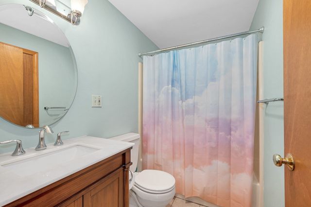 41 Mascuppic Trail, Tyngsborough, MA 01879