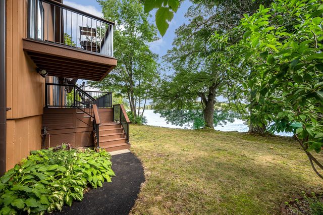 41 Mascuppic Trail, Tyngsborough, MA 01879