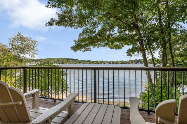 41 Mascuppic Trail, Tyngsborough, MA 01879