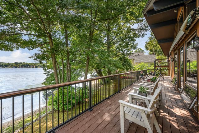 41 Mascuppic Trail, Tyngsborough, MA 01879