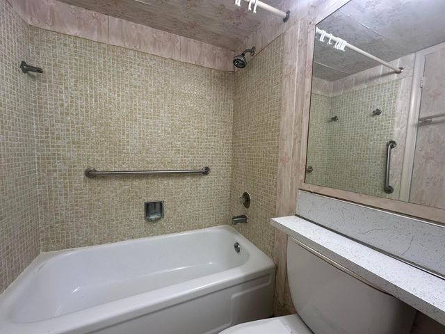 72 Northampton D, West Palm Beach, FL 33417