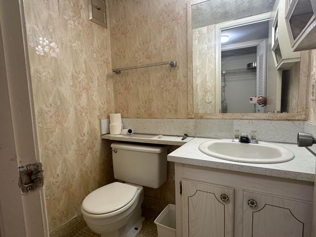 72 Northampton D, West Palm Beach, FL 33417