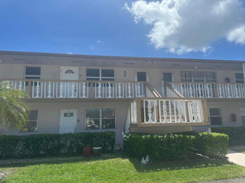 72 Northampton D, West Palm Beach, FL 33417