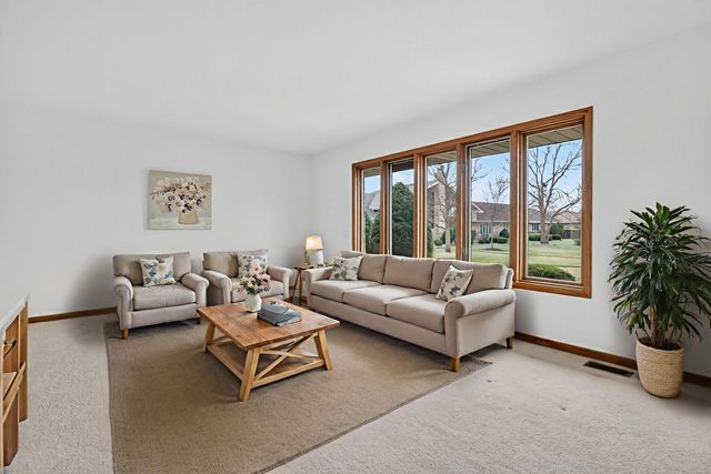 10536 Illinois Court, Orland Park, IL 60467