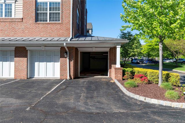 326 Regency Drive, Fishkill, NY 12524