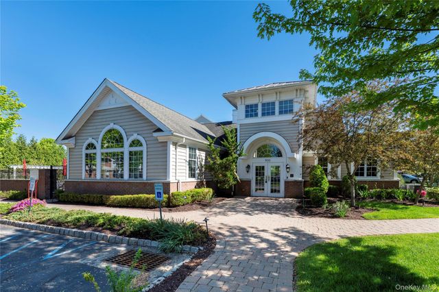 326 Regency Drive, Fishkill, NY 12524