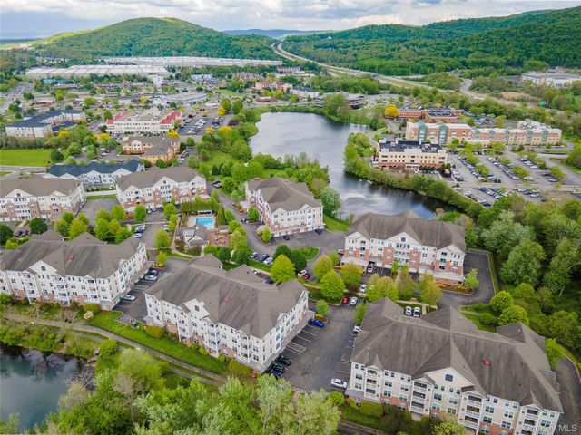 326 Regency Drive, Fishkill, NY 12524